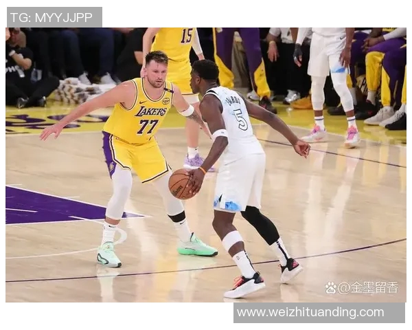 里夫斯硬刚特纳打成2+1,东契奇命中本场第二记三分